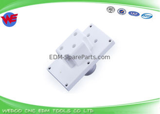 M301 X053C162H01 Mitsubishi Isolatore Piastra ceramica EDM Parti della macchina ISOLUZIONE