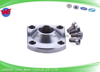 S410 AG400 Base dell'ugello COVER Sodick EDM Guida dell'ugello B12193D AG537 53*45*ID18MM