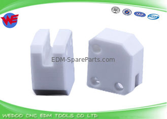 Pezzi meccanici ceramici di Sodick EDM di serie del piatto 30x24x15mmT dell'isolatore di AQ600 AQ550L