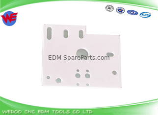 M303 X053C228G52 Isolatore Piastra ceramica 120*105*11mm
