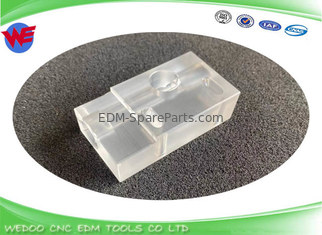 A290-8119-X393 Blocco guida del filo di alimentazione policarbonato 33.5*21*62 Per parti Fanuc EDM