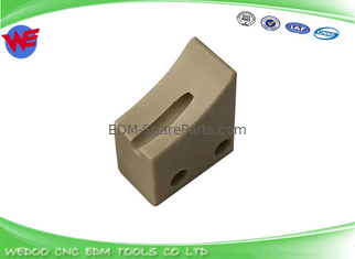 Fanuc A290-8119-X628 WIRE GUIDE BASE Ceramica 14*18*8 Copertura F Per Alpha-1iE