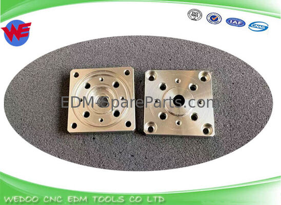 3110111 C12749A Base dell'ugello Sodick EDM Parti Superiori Guida dell'ugello Copertura