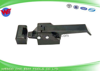 200432419 serratura Chiusura porta Charmilles EDM Parti di ricambio 135010835 Chiusura a livello