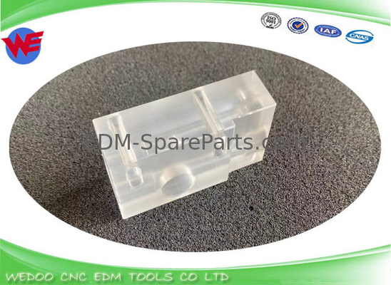 A290-8119-X393 Blocco guida del filo di alimentazione policarbonato 33.5*21*62 Per parti Fanuc EDM