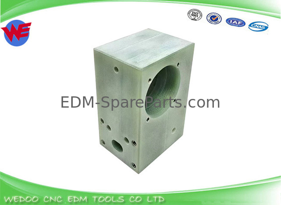 20EC090A101=2 Isolatore testa piastra blocco Makino EDM 120*80*65mm