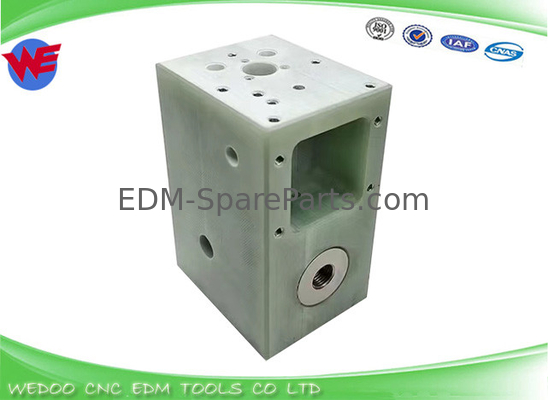 20EC090A101=2 Isolatore testa piastra blocco Makino EDM 120*80*65mm
