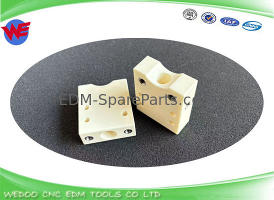 3085759 118616B 1218540 Parti di ricambio Sodick Piastra isolante ceramica 57.5x50x20T